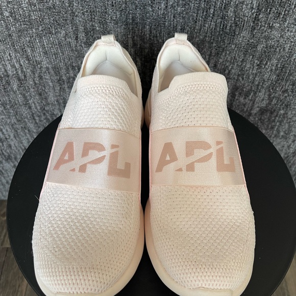 APL Women’s TechLoom Bliss Size 7.5 - Picture 2 of 14